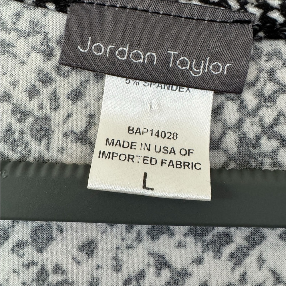 Jordan Taylor Monochrome Snake Print Blouse 3/4 Sleeve Size Large - Picture 2 of 4